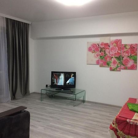 Квартира Юбилейный Almaty Exterior foto